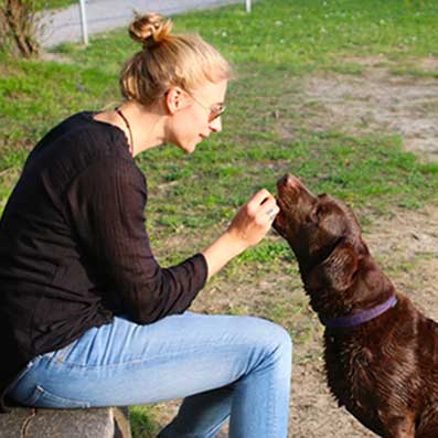 Monika Köhler von Vierpfotenliebe e.V.